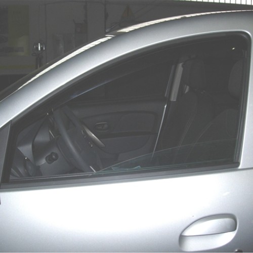 Farad Σετ 2 Ανεμοθραύστες Dacia Logan Mcv & Sandero 2014> 5D 2τμχ Farad Σετ 2 Ανεμοθραύστες Dacia Logan Mcv & Sandero 2014> 5D 2τμχ